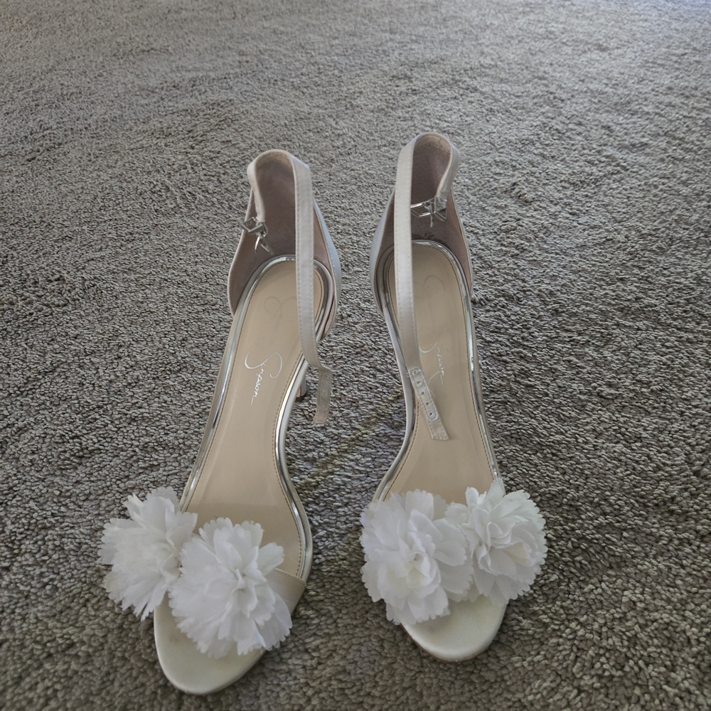 Jessica Simpson White Floral Open-Toe Slingback Heels